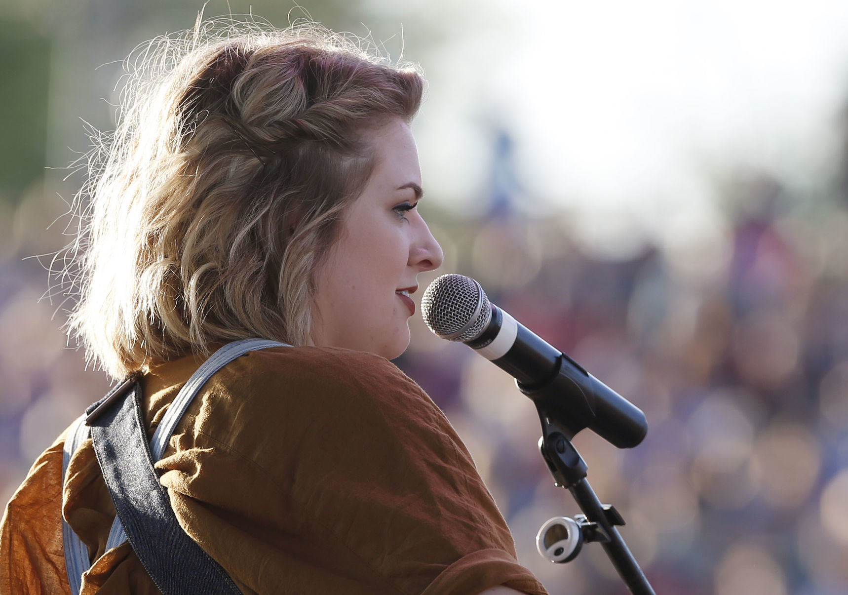 051518mp-Maddie-Poppe-concert-16